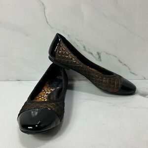 BORN Metallic Flats